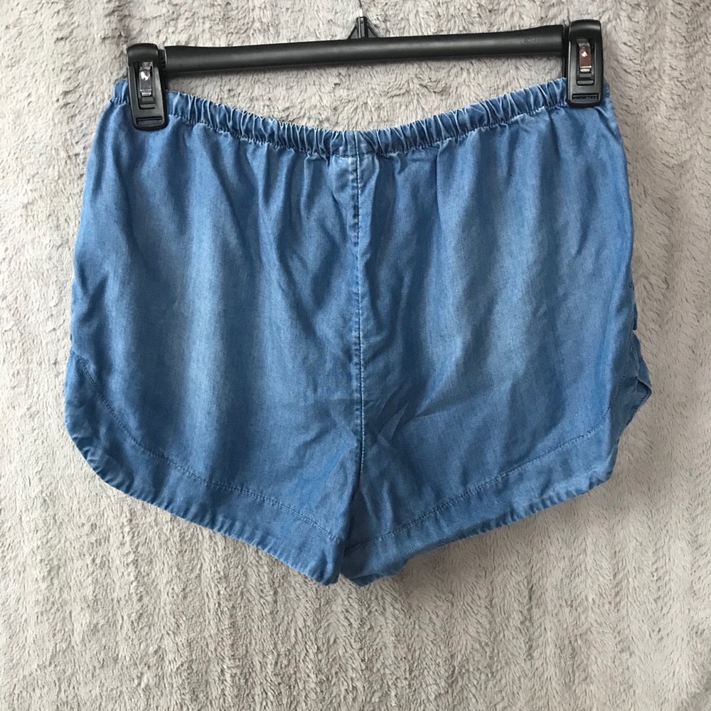 MOSSIMO shorts - Picture 4 of 4